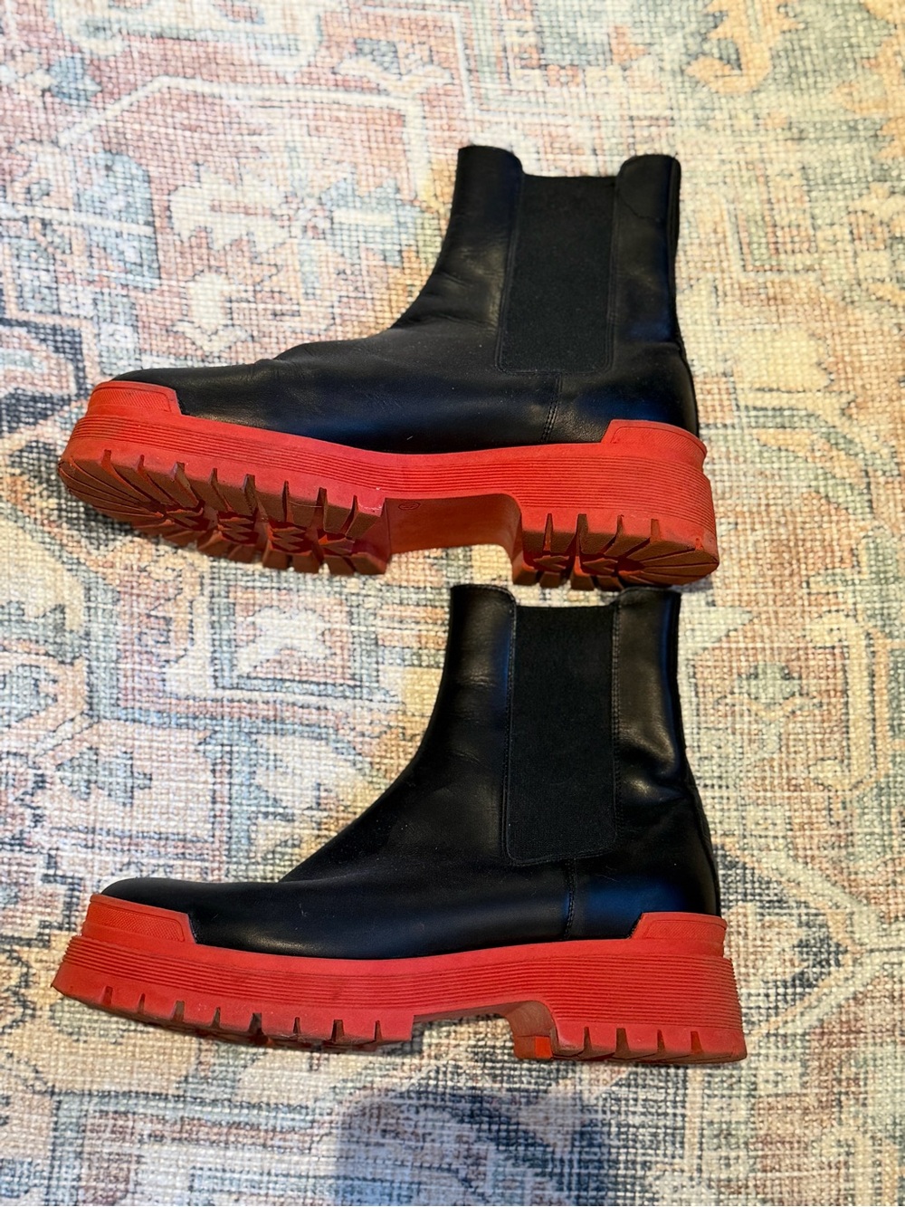 L’Intervalle Black Leather Chelsea Boots with Red Lug Sole Size 40 / 9.5